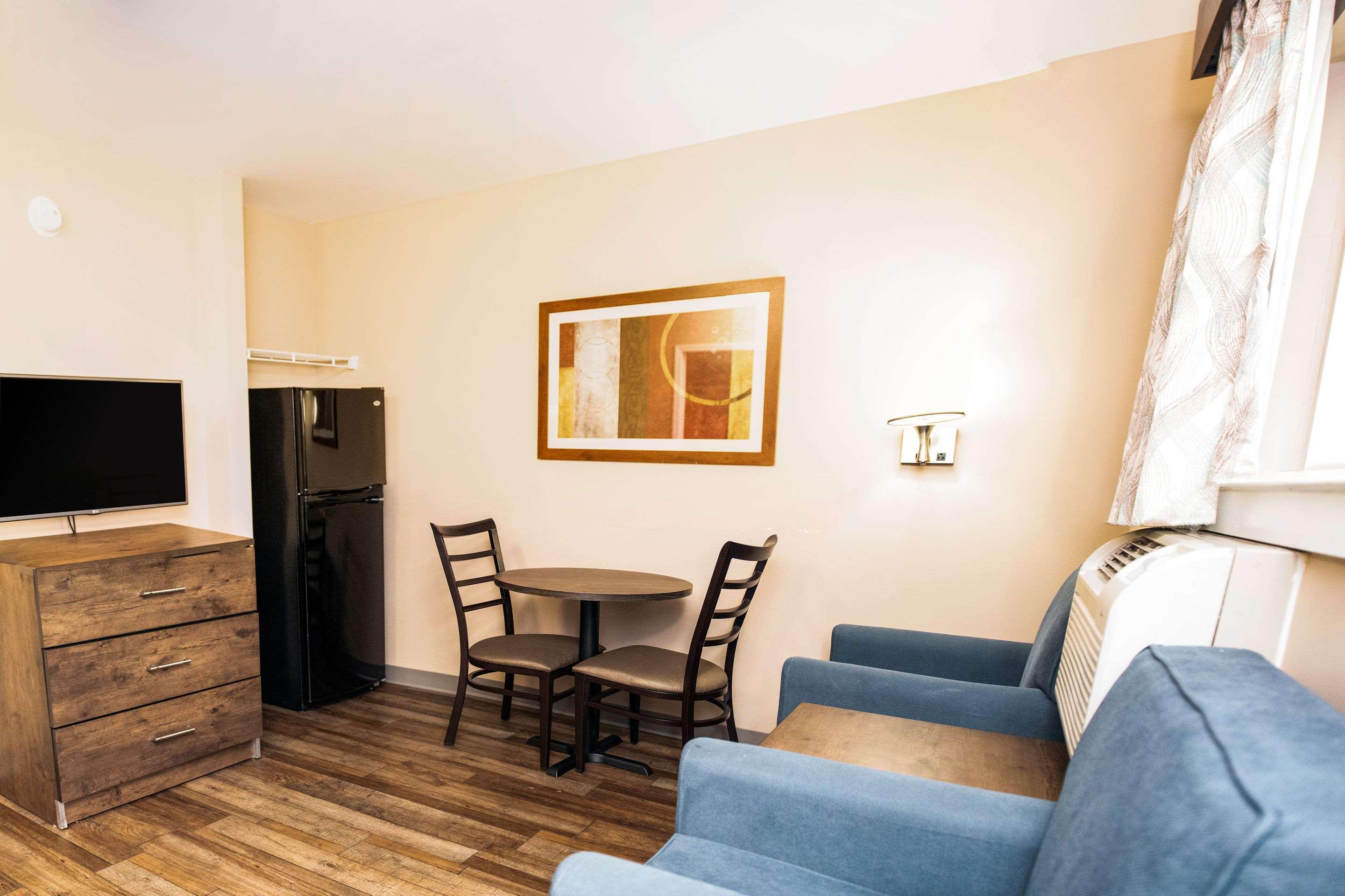 Suburban Studios Charlotte-Ballantyne Екстер'єр фото