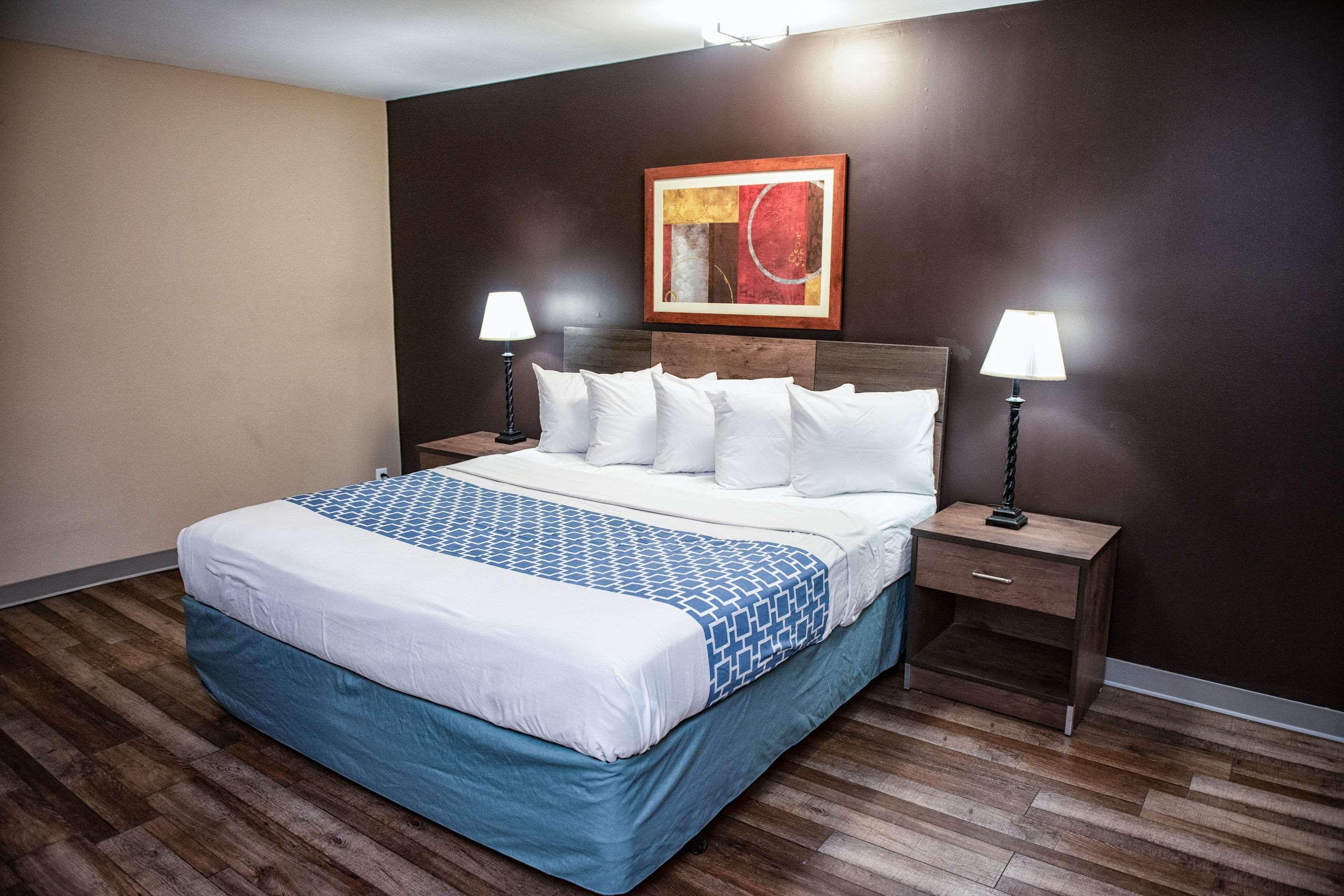 Suburban Studios Charlotte-Ballantyne Екстер'єр фото