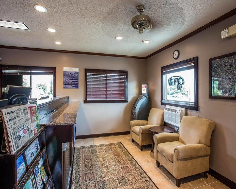 Suburban Studios Charlotte-Ballantyne Екстер'єр фото
