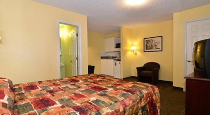 Suburban Studios Charlotte-Ballantyne Номер фото